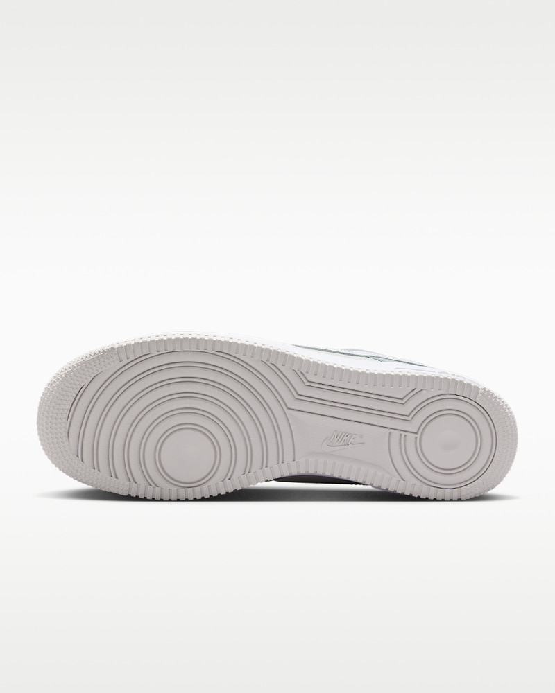 Nike Nike Air Force 1 '07 LV8 Men's Shoes outlook