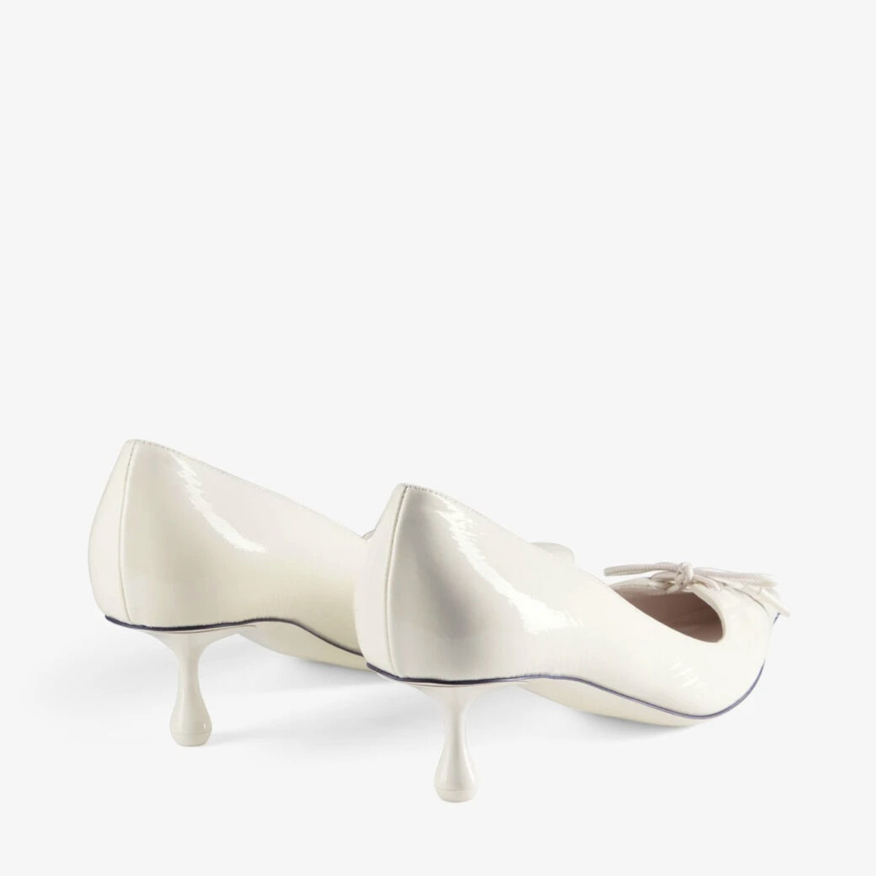 Scarlett 50
Latte Naplack Leather Pumps - 6