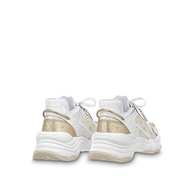 Louis Vuitton Run 55 Sneaker outlook