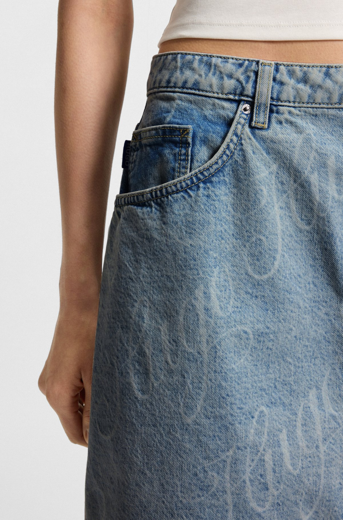 MINI SKIRT IN LOGO-PRINT RIGID DENIM - 5