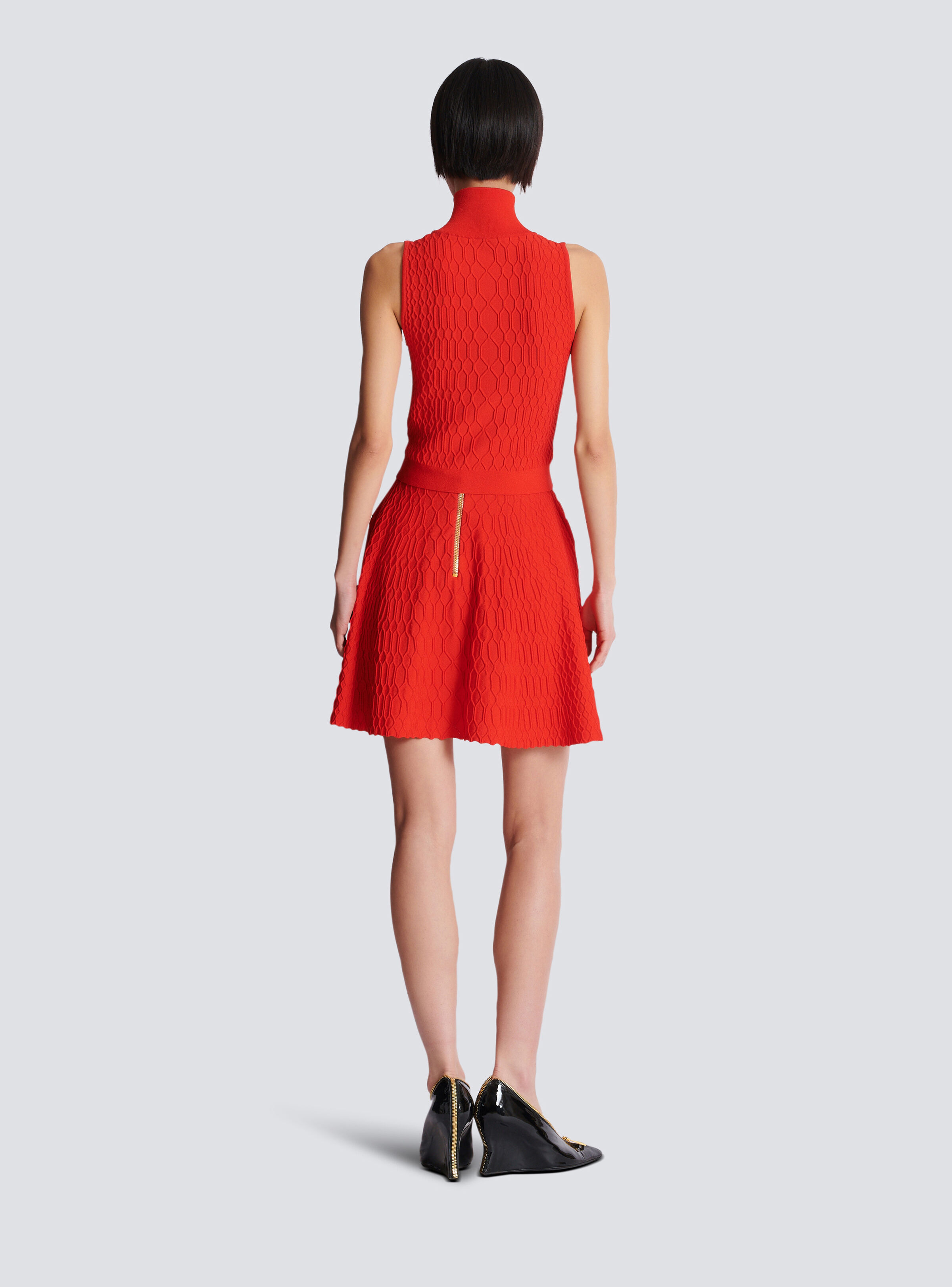 Sleeveless crocodile-knit top - 4