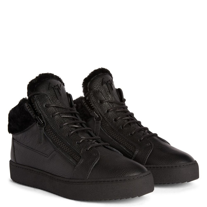 Kriss Winter 2