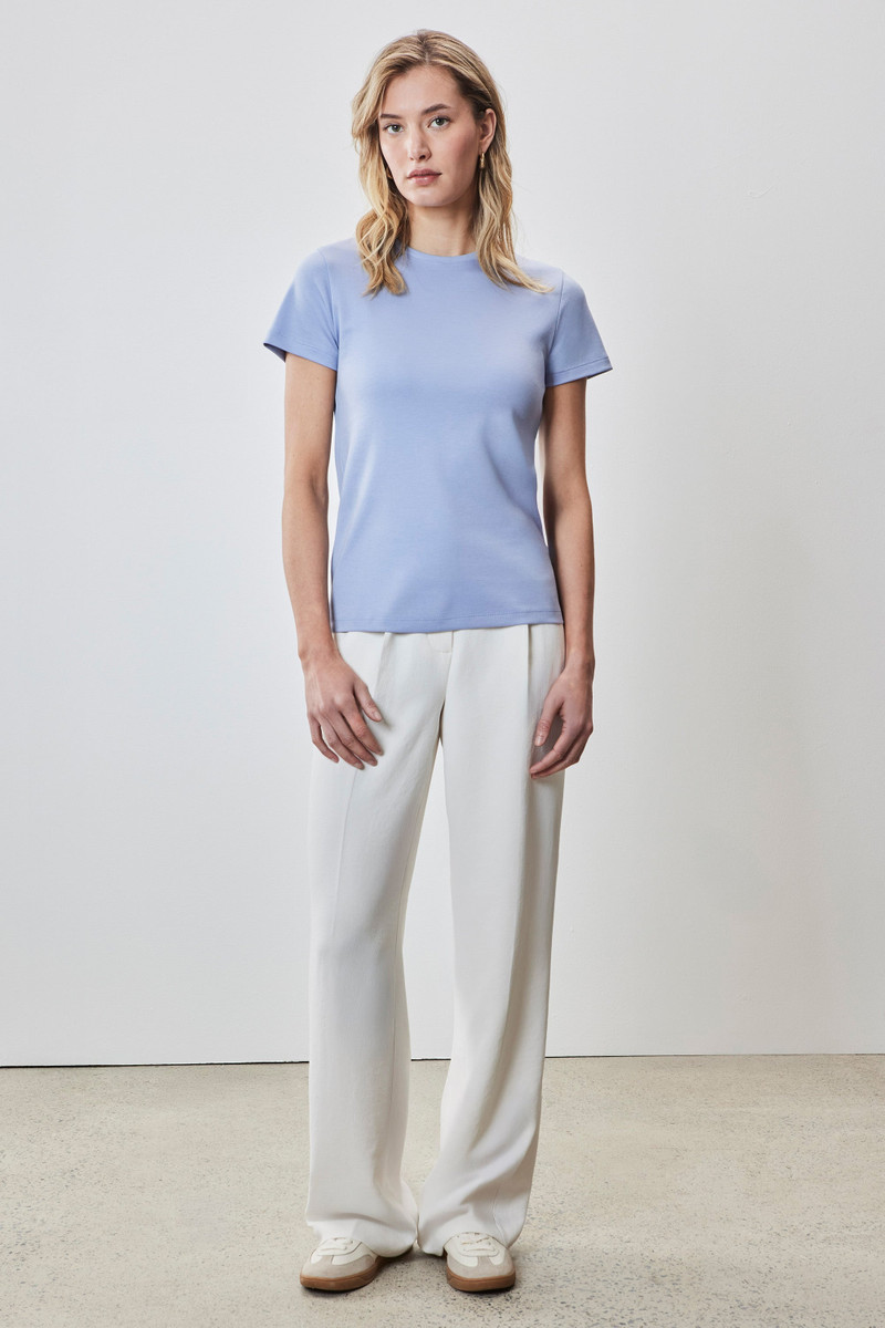 ROBERT BARAKETT The Barakett Women's Tee outlook