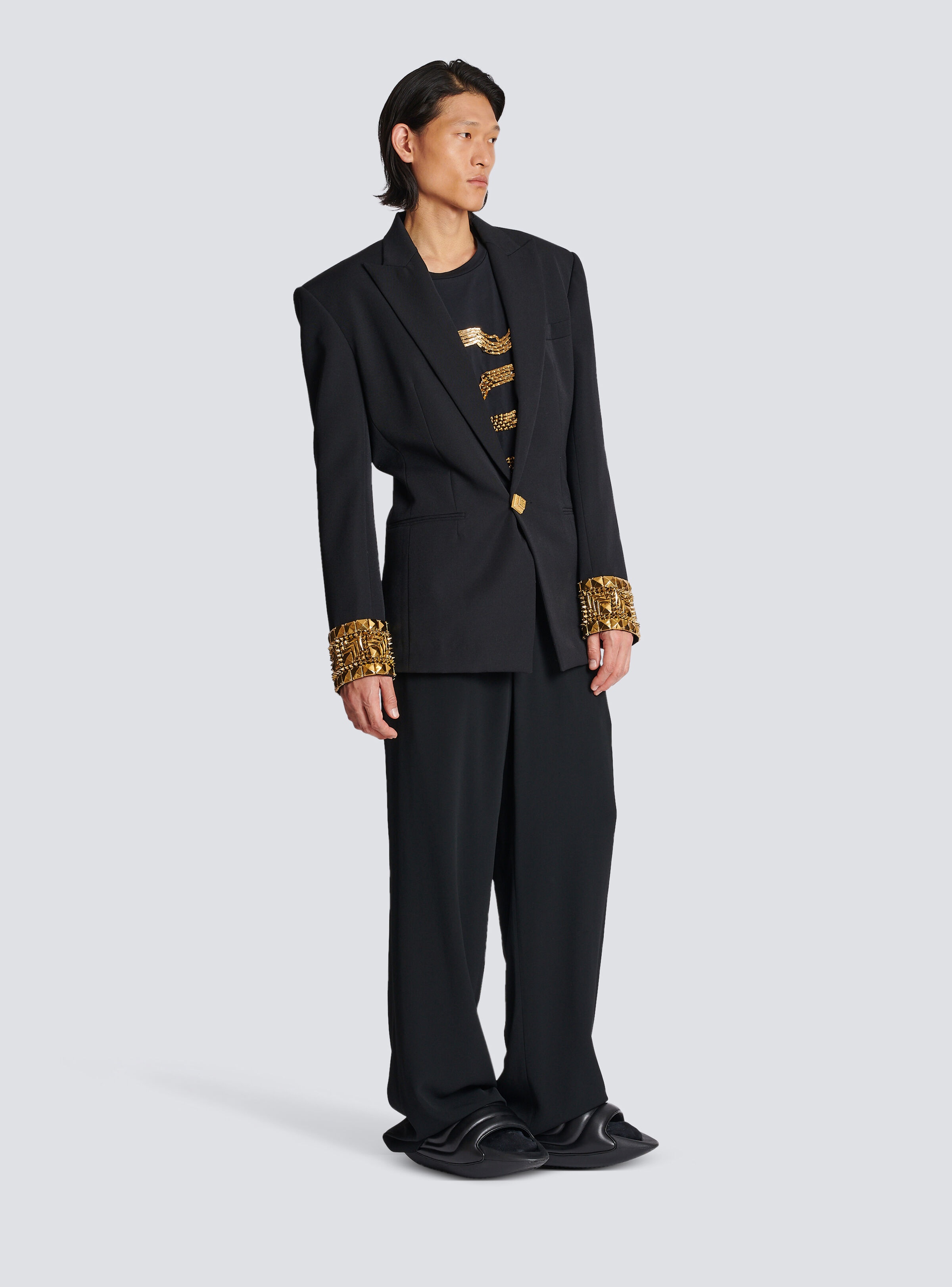 Wool blazer embroidered with pyramid studs - 3