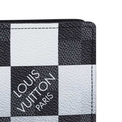 Louis Vuitton Brazza Wallet outlook