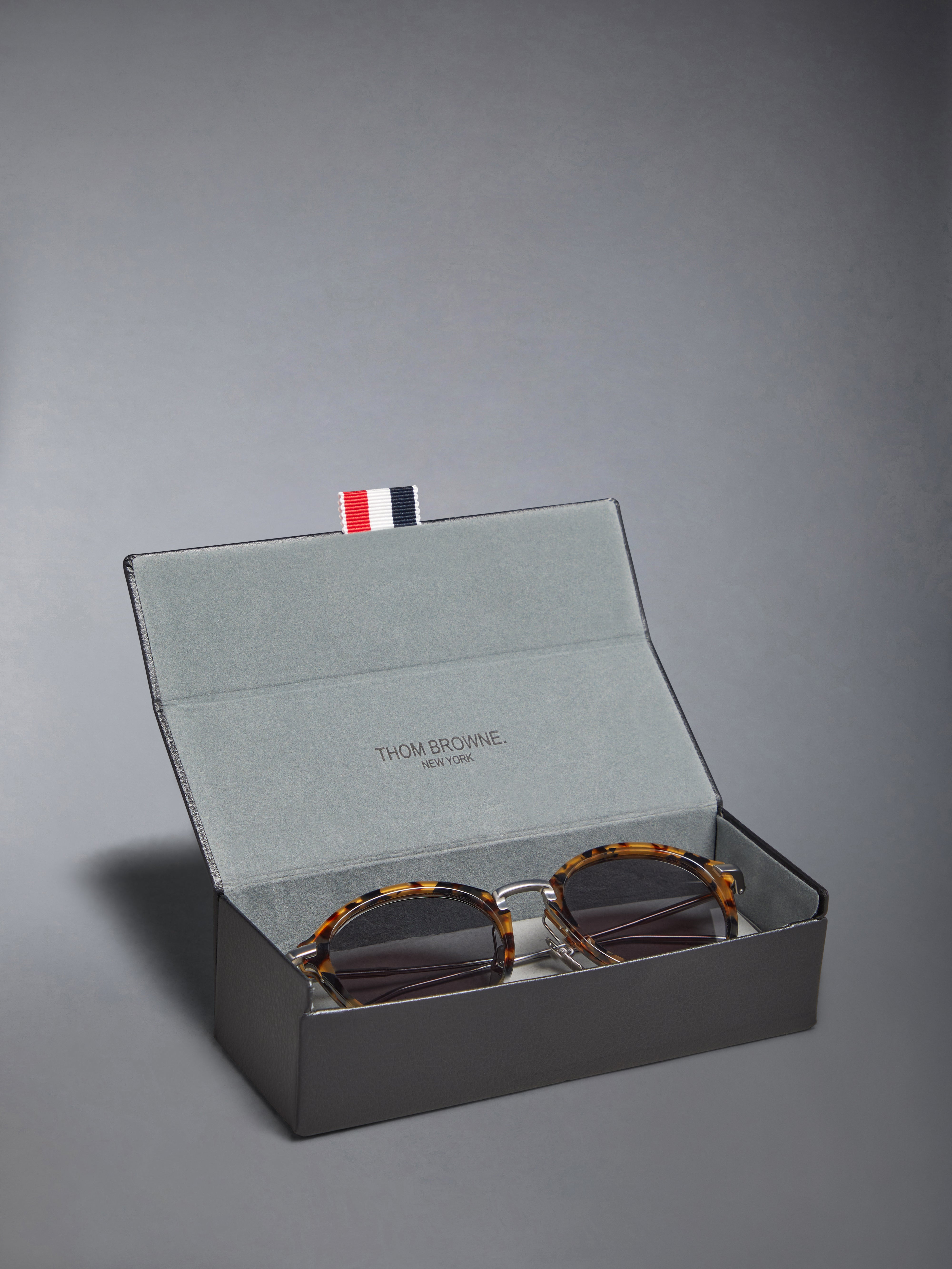 Acetate And Titanium Round Sunglasses - 8