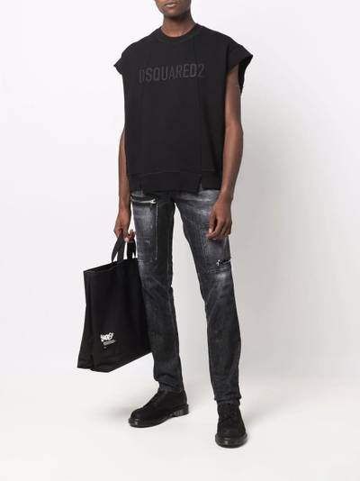 DSQUARED2 distressed-effect jeans outlook