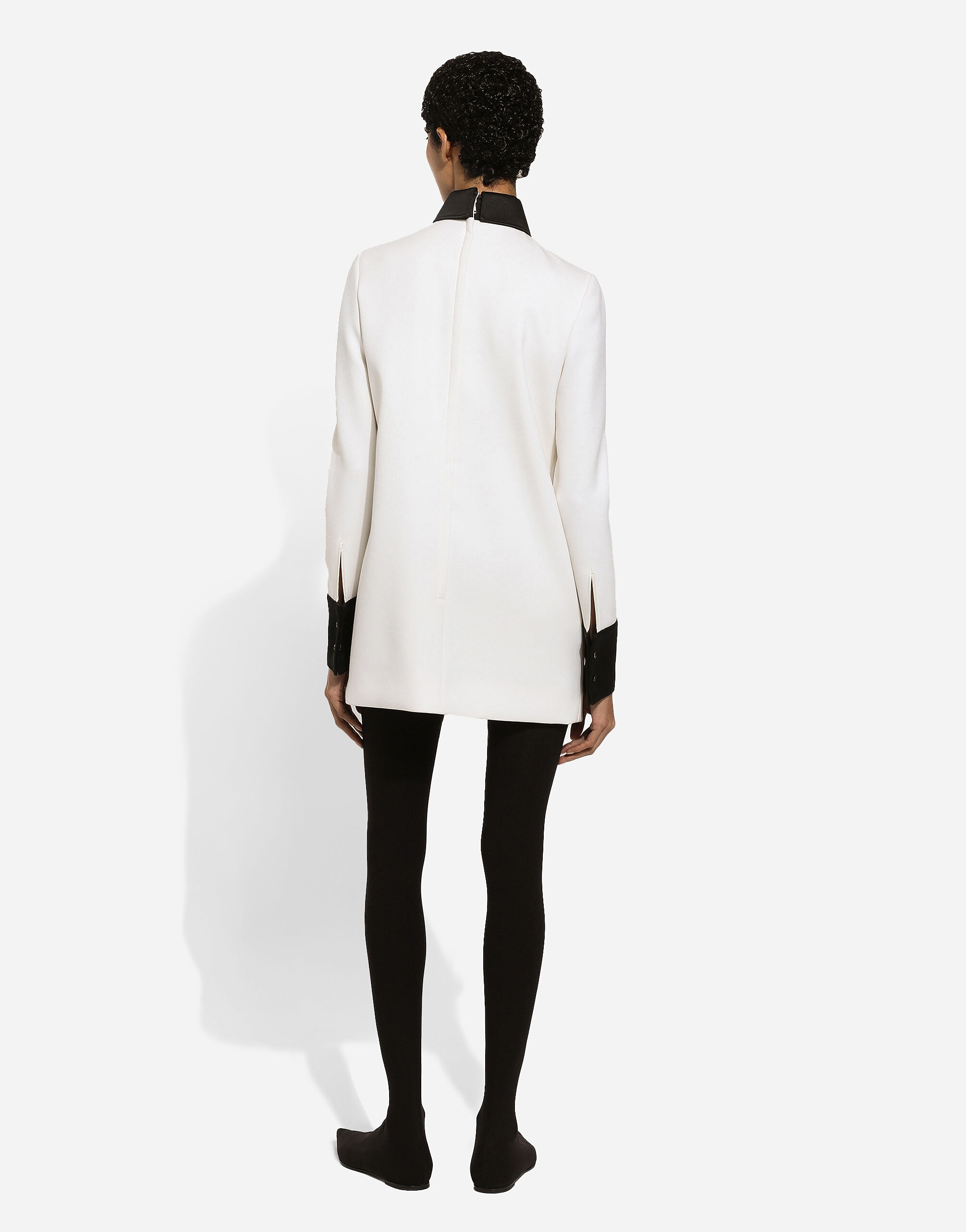 Short woolen dress with satin details - 4