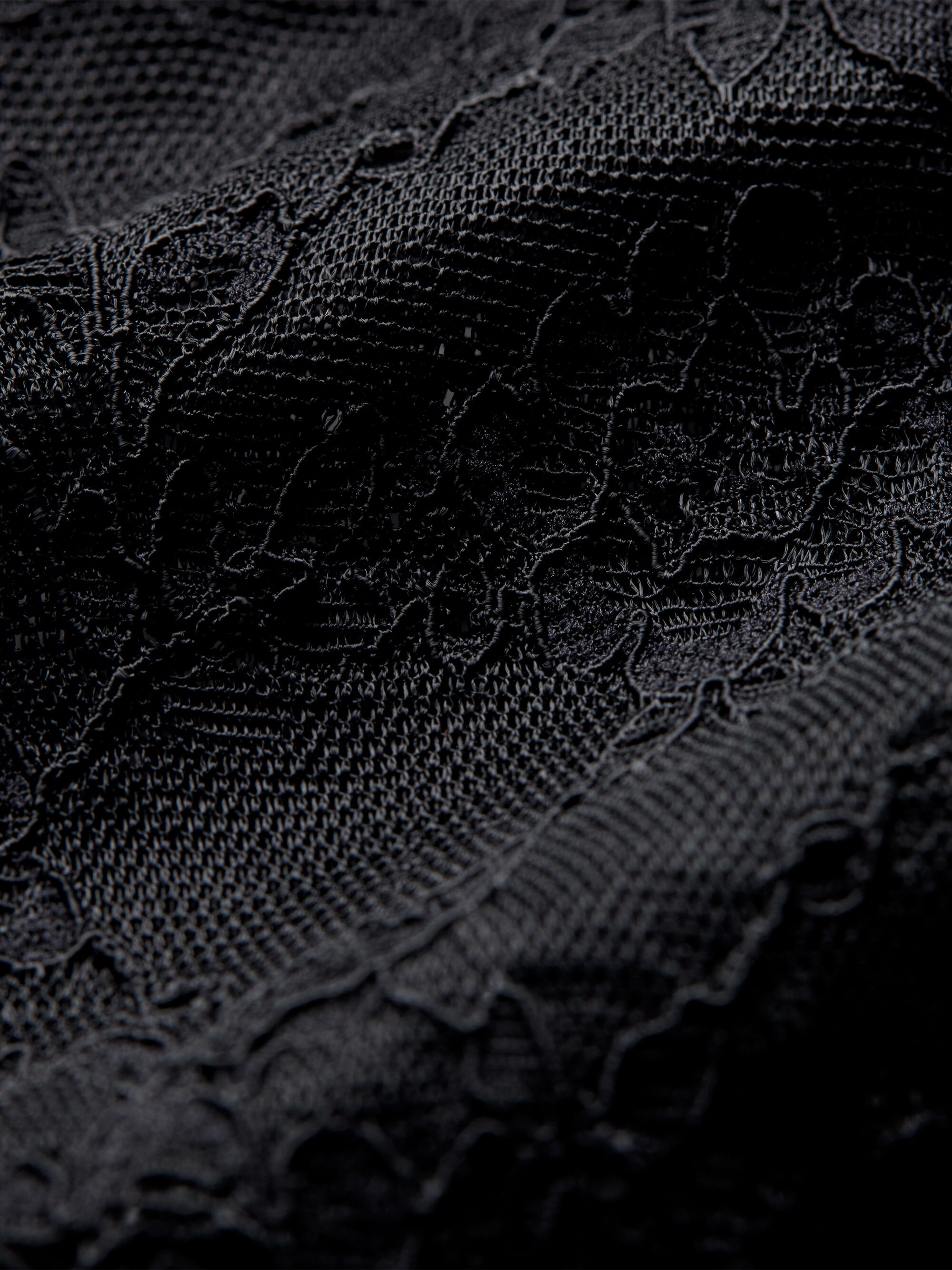 TAEYN LACE BODYSUIT - 3