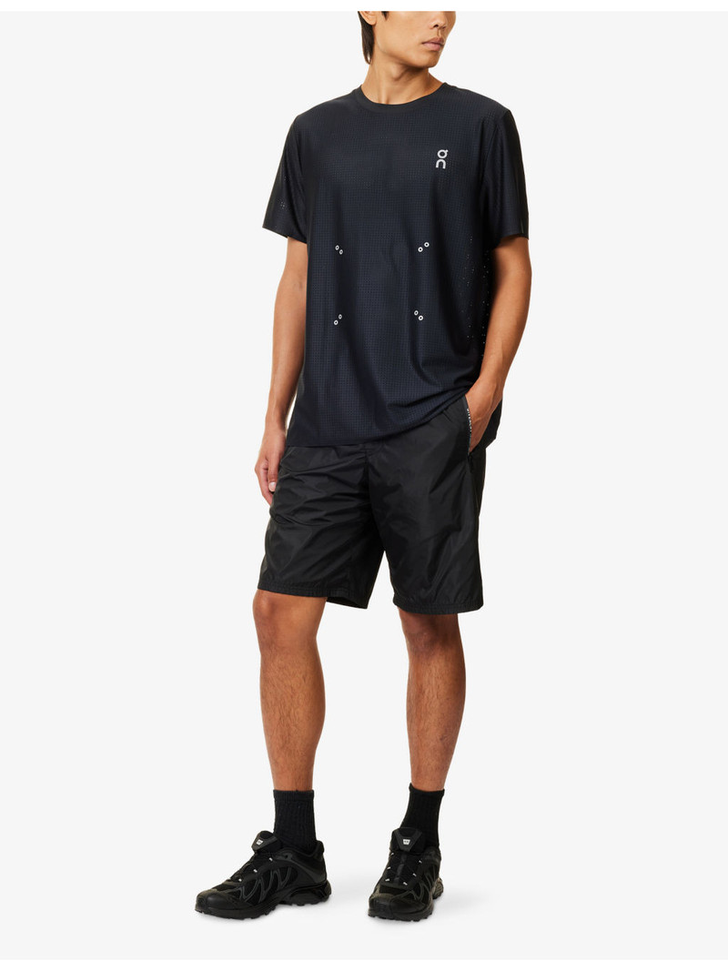 On Pace Mesh-Jersey T-Shirt outlook