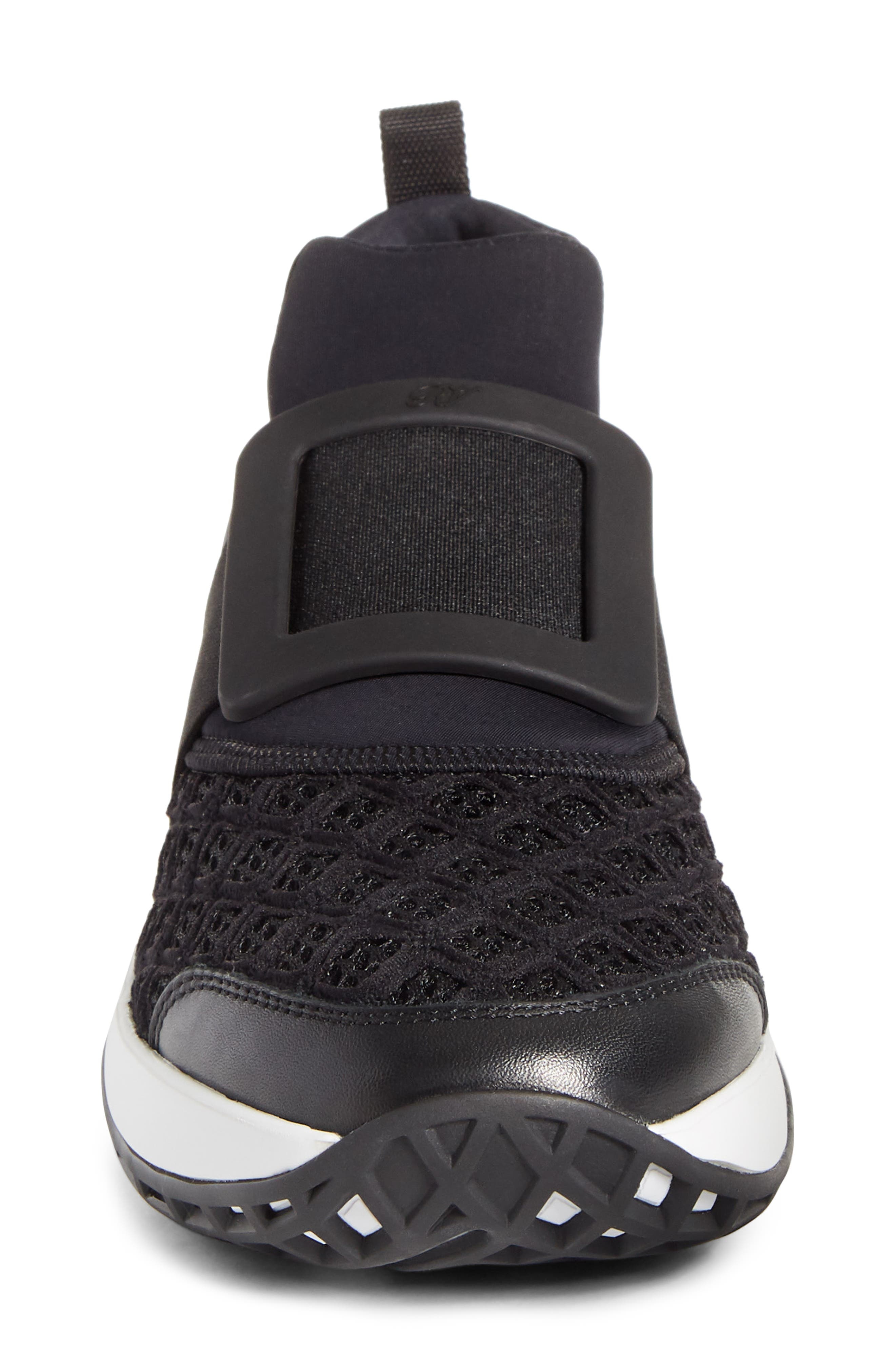 Viv Run Slip-On Sneaker - 4