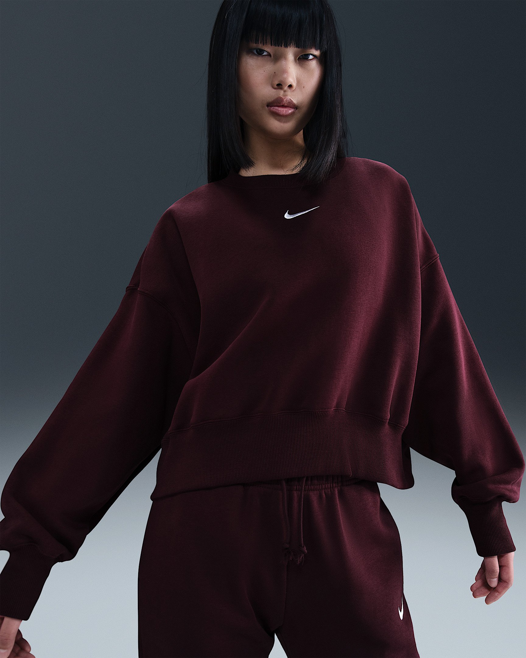 Nike Sportswear Phoenix Fleece Women's Over-Oversized Crew-Neck Sweatshirt - 1