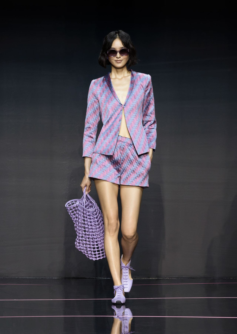 Two-tone wave-motif jacquard jacket with shawl collar 7