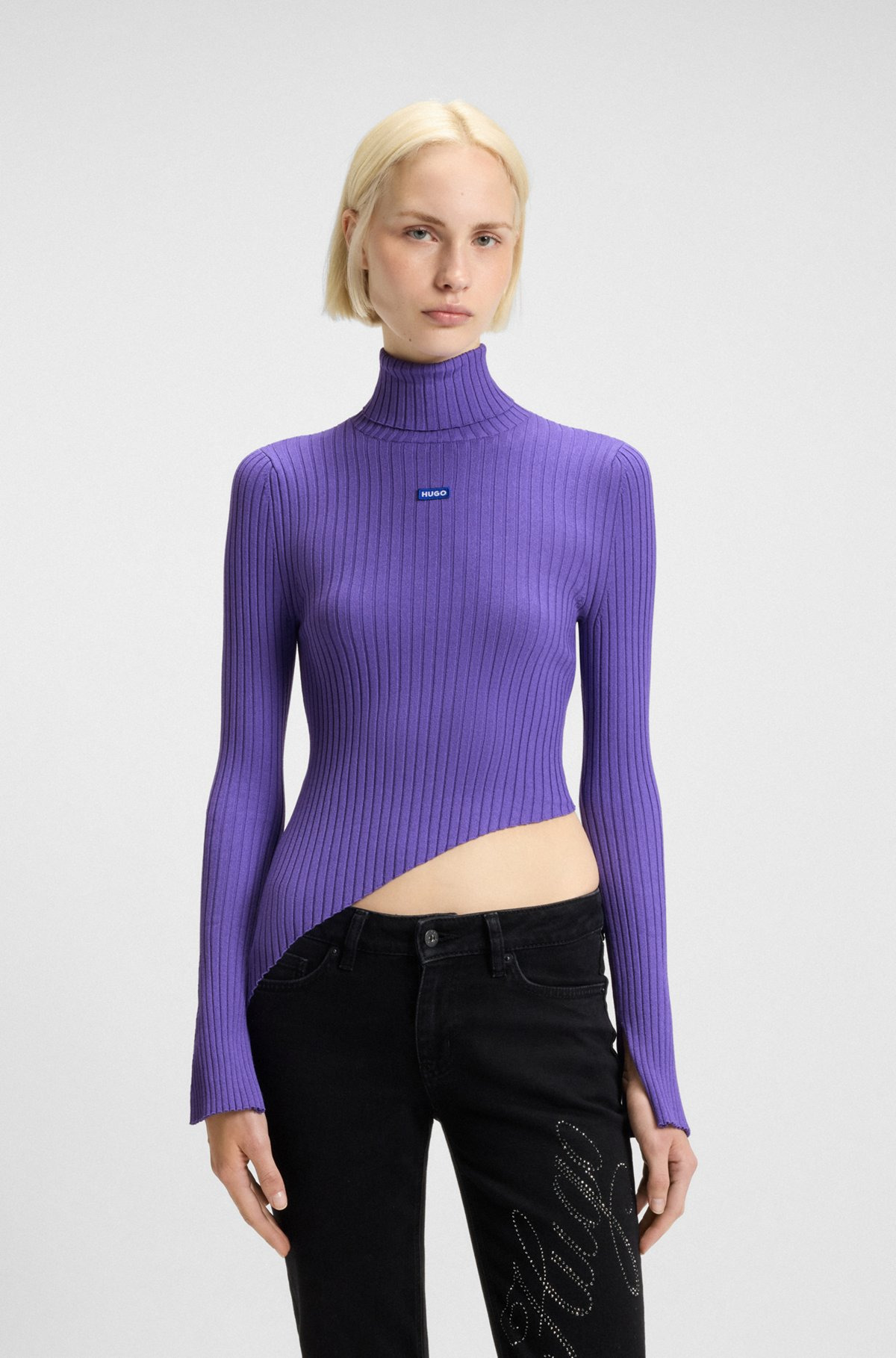 LOGO-BADGE RIB-KNIT SWEATER WITH ASYMMETRIC HEM - 2