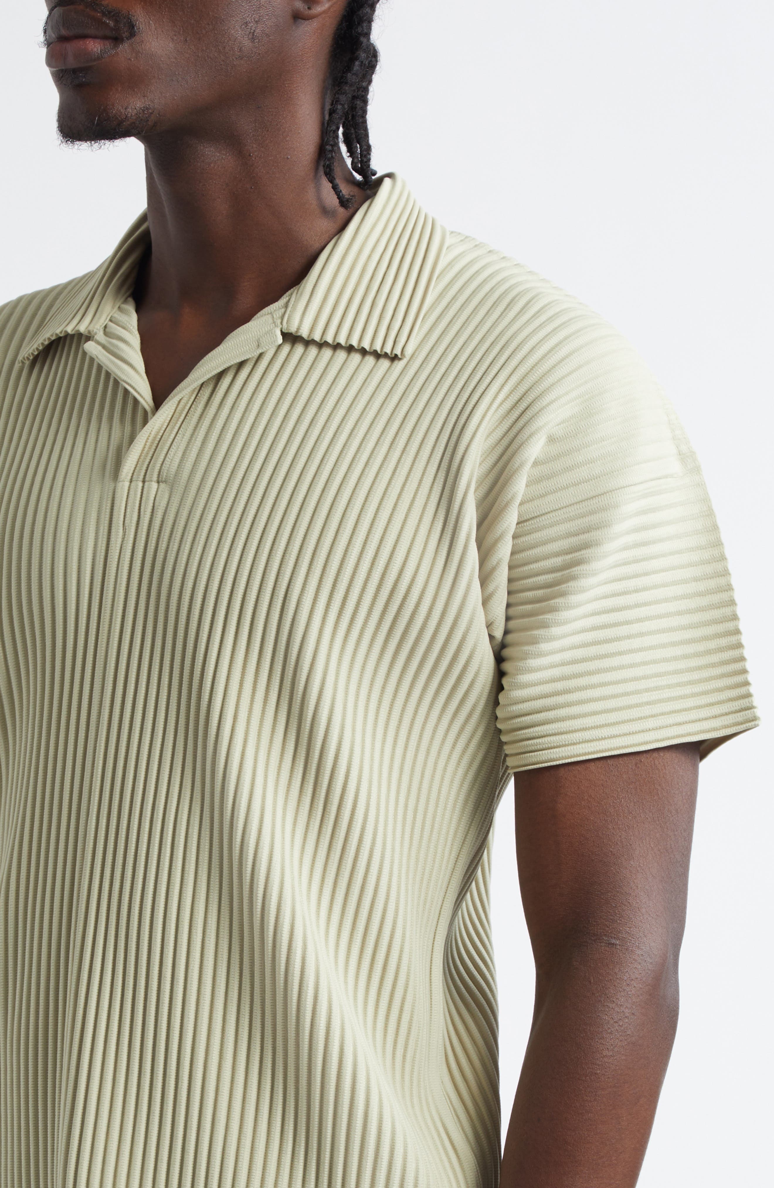 Homme Plissé Issey Miyake Monthly Colors May Pleated Polo in Dry Grass Green at Nordstrom - 5