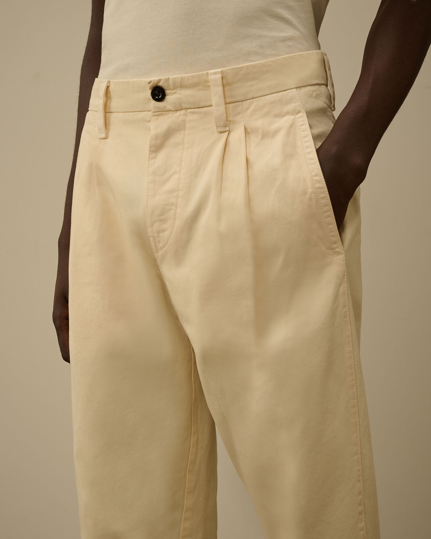 Cotton Gabardine Loose Chino Pants - 5
