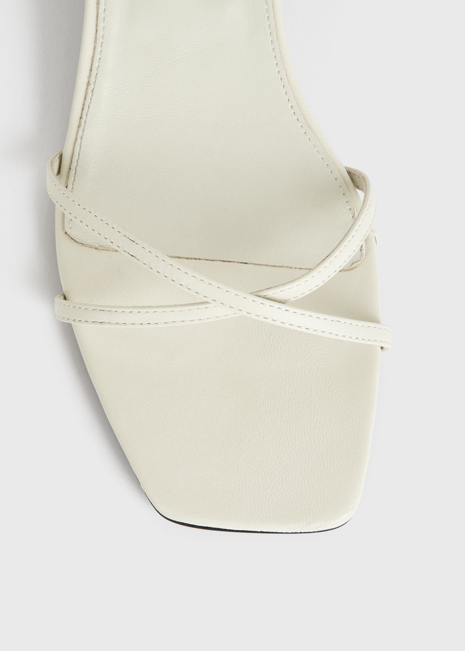 Leather crossover sandals off-white - 6