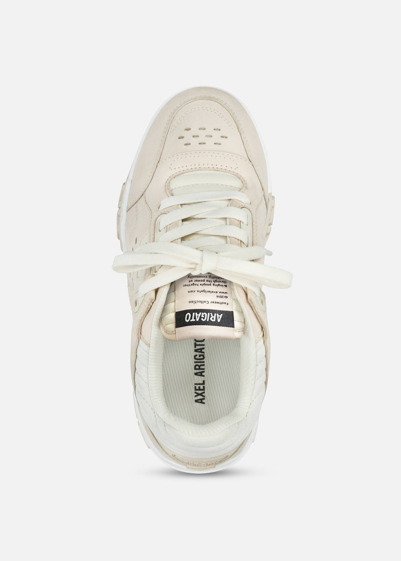 Onyx Sneaker 4