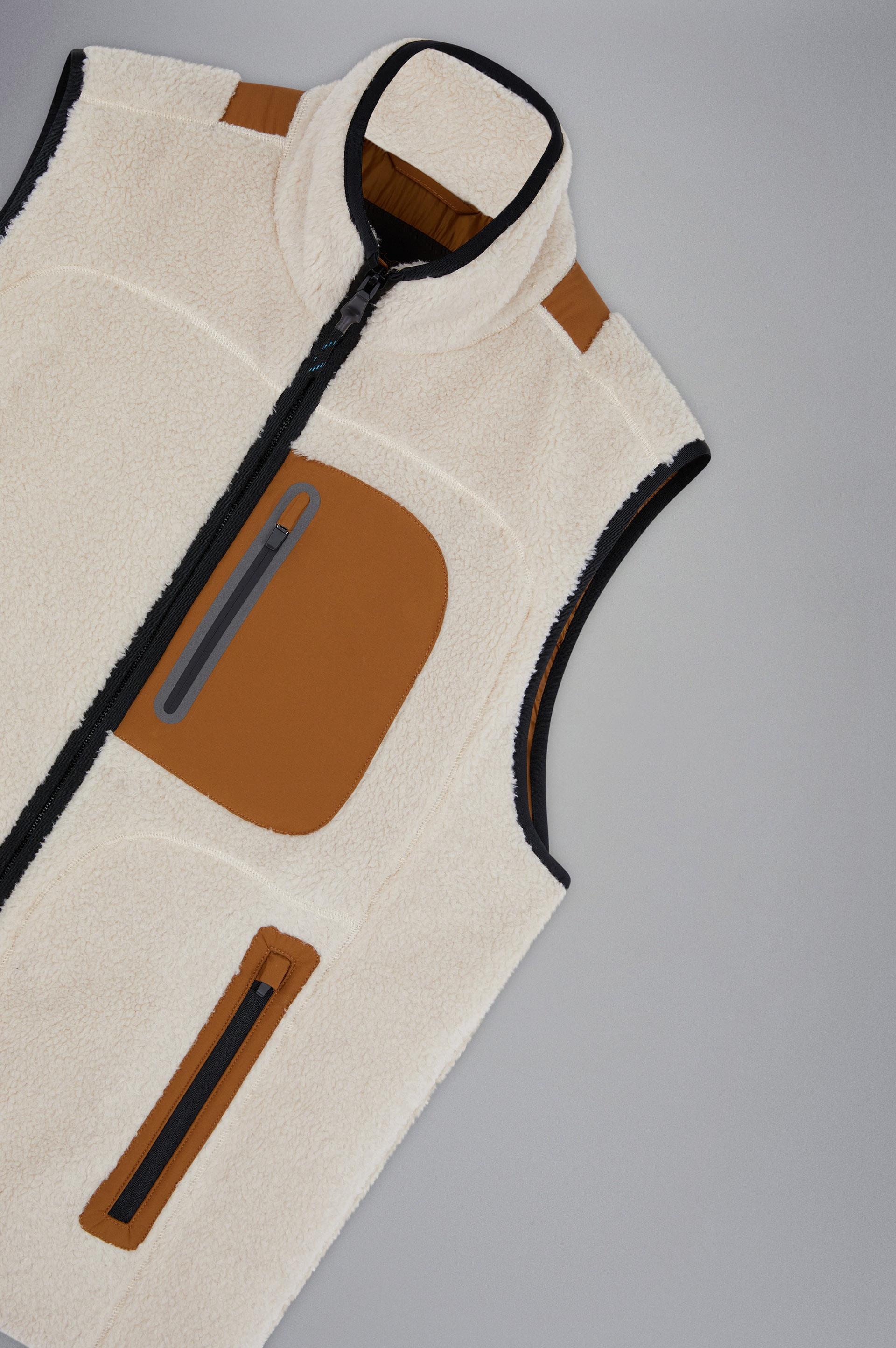 TEDDY FLEECE VEST WITH TECHNICAL FABRIC INSERTS - 5