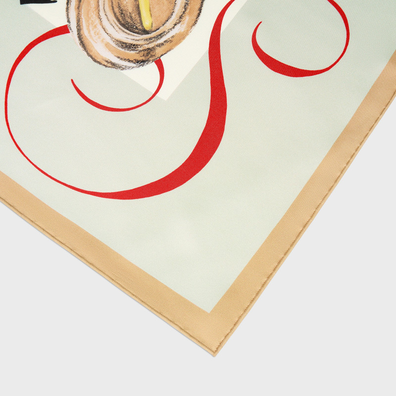 square IN silk twill 3