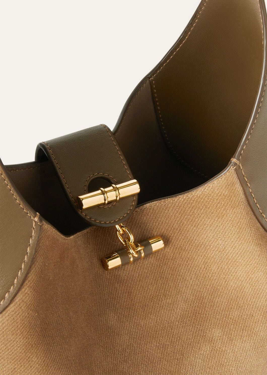 Medium Bobbin Bag - 7