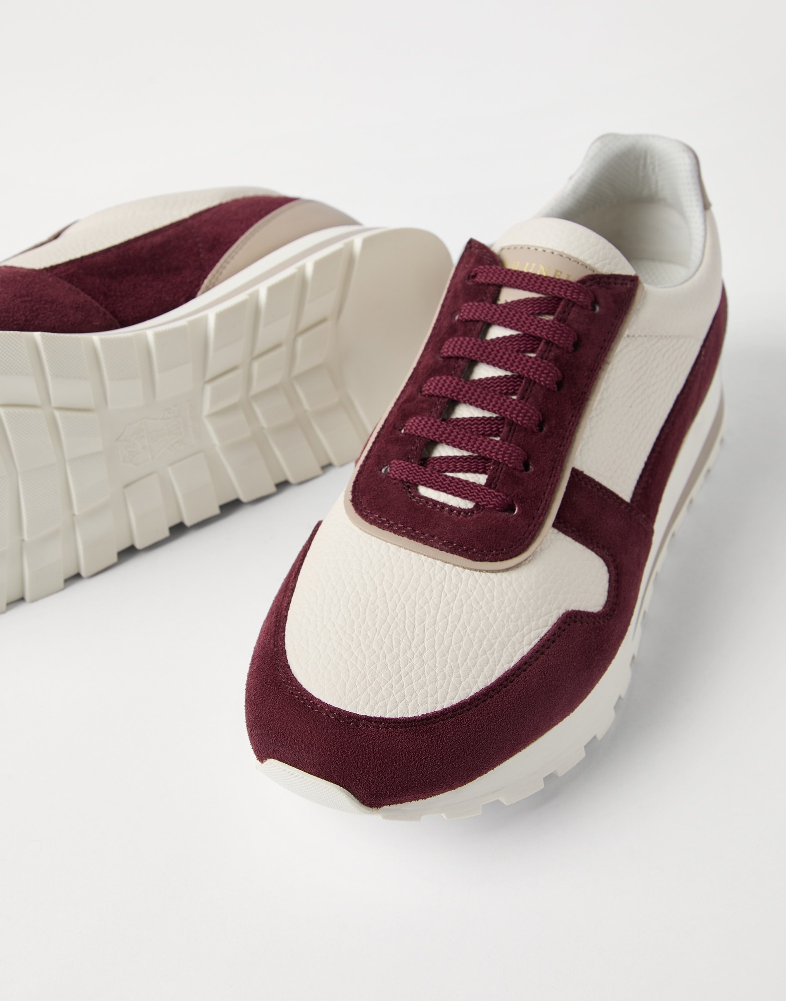 Washed suede and calfskin runners - 3