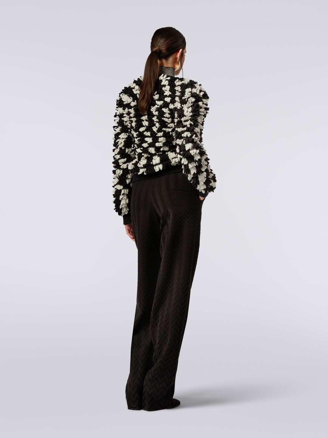 Classic trousers with raschel chevron design - 4