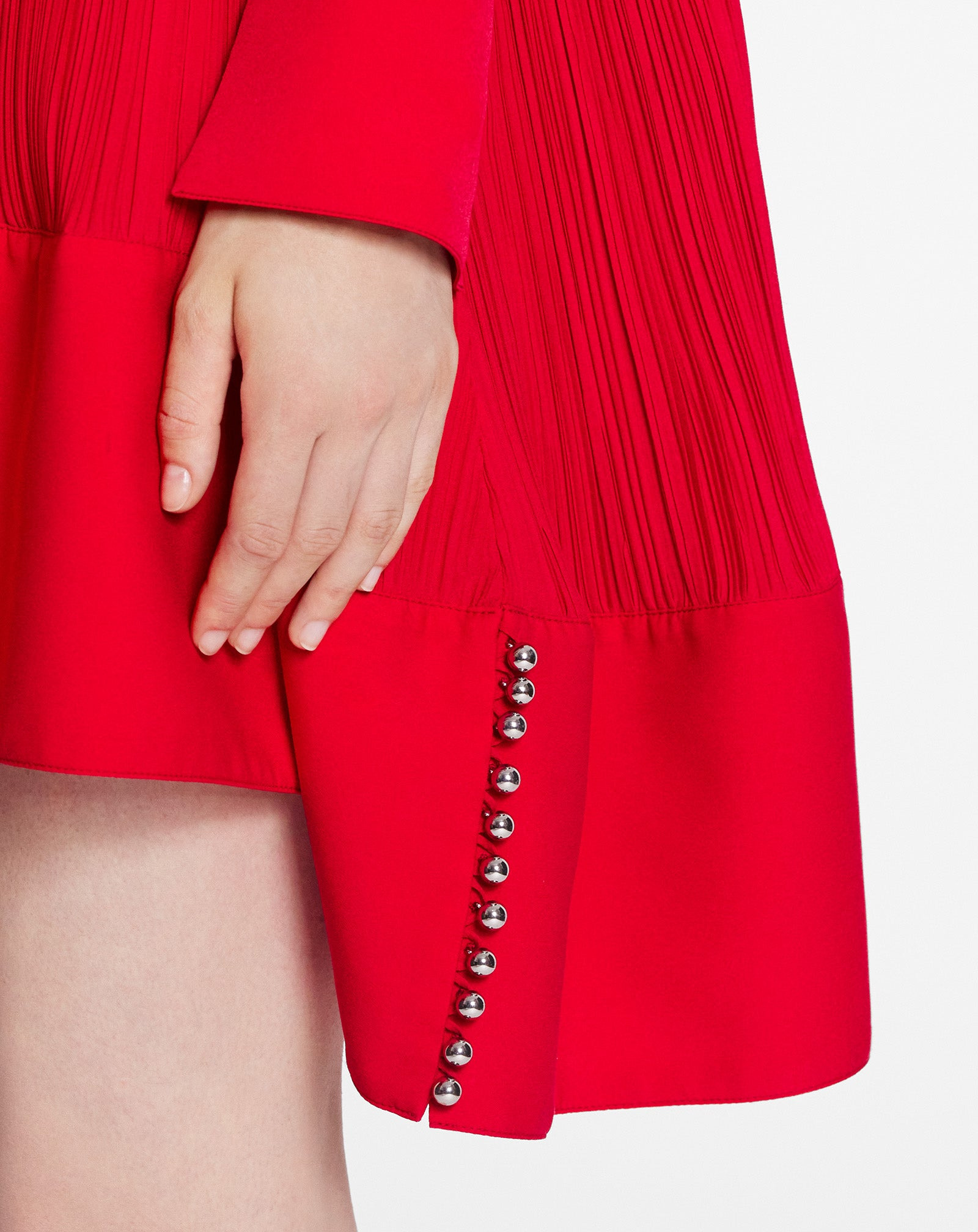 FLARED PLEATED DRESS WITH LONG SLEEVES - 6