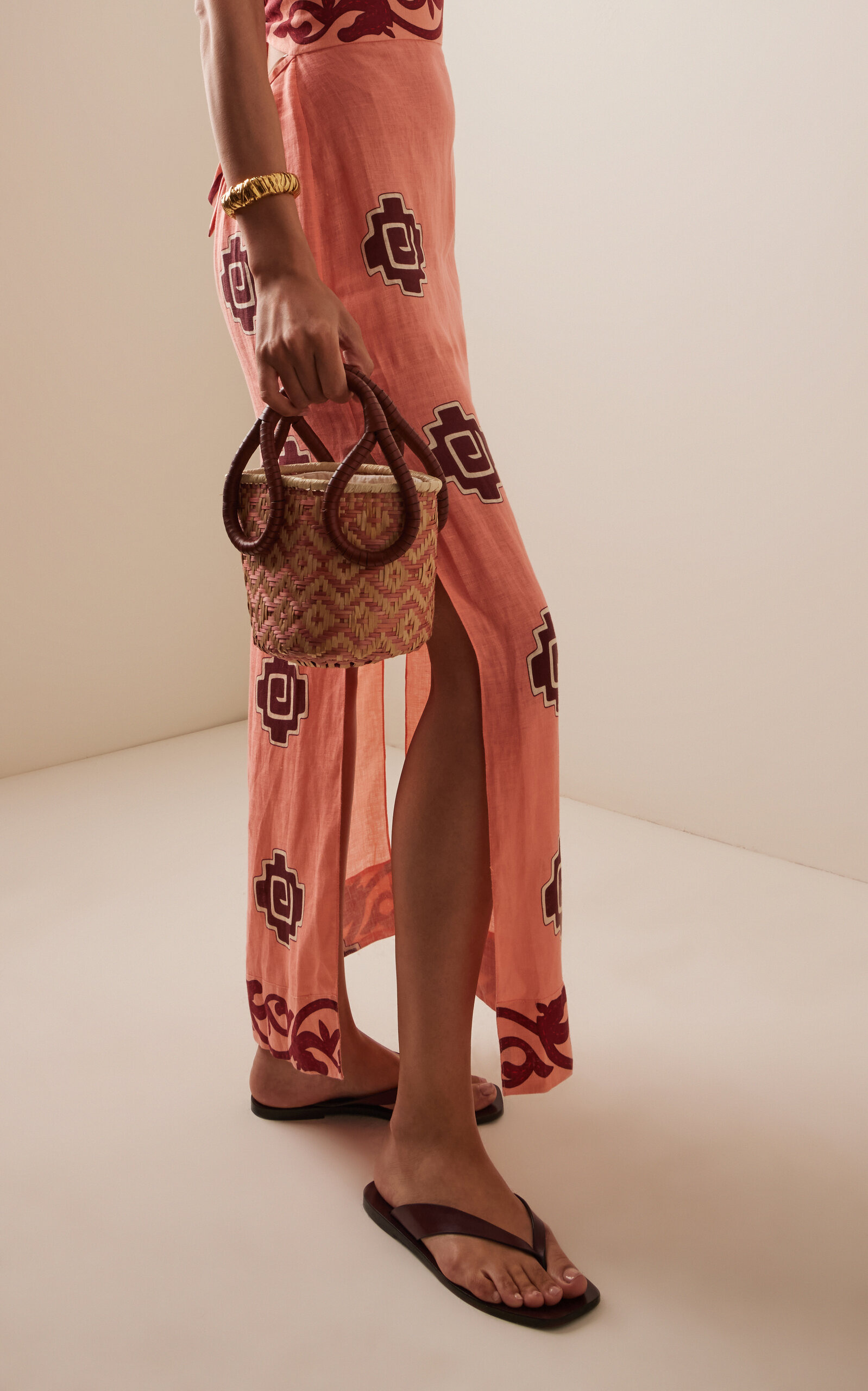 Understanding Of The Cosmos Mini Bucket Bag pink - 2