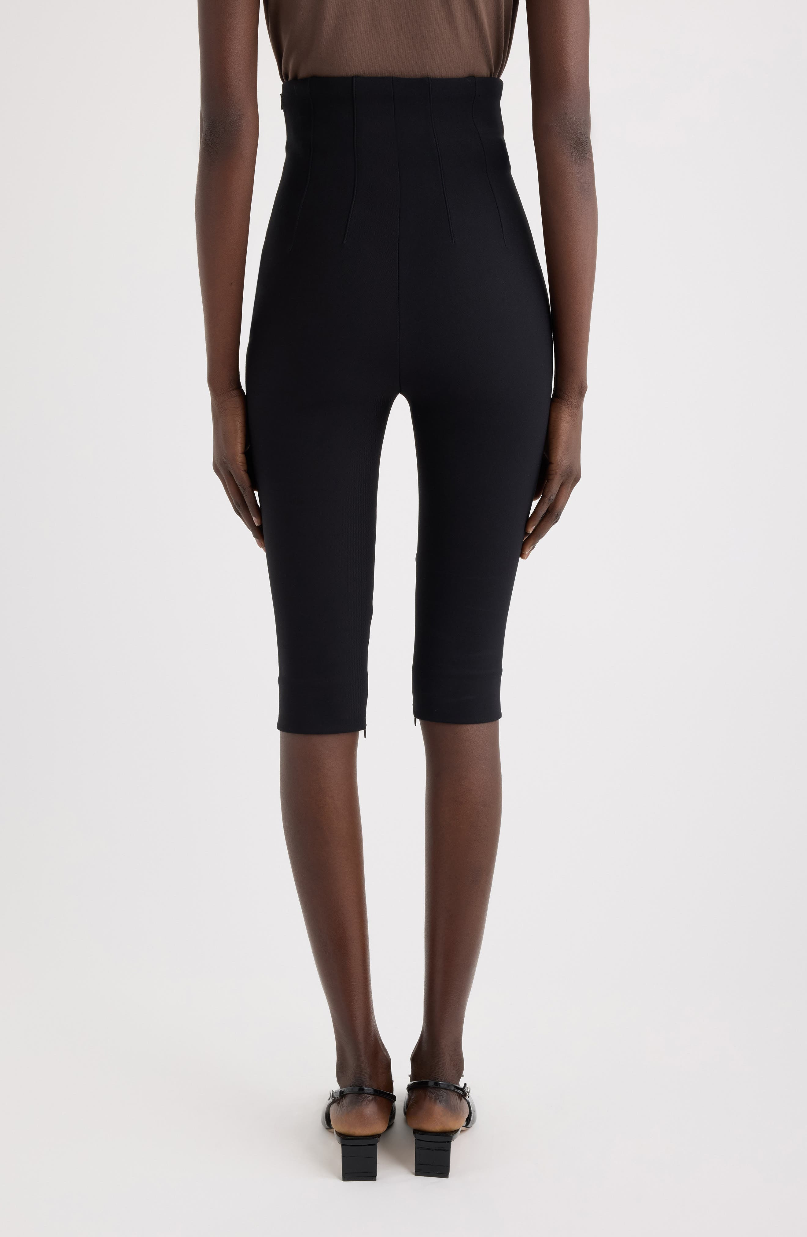 Jacquemus Le Pantalon Capri High Waist Pants in Black at Nordstrom - 3