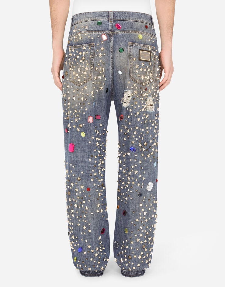 Oversize blue wash jeans with crystal and stud embellishment - 3