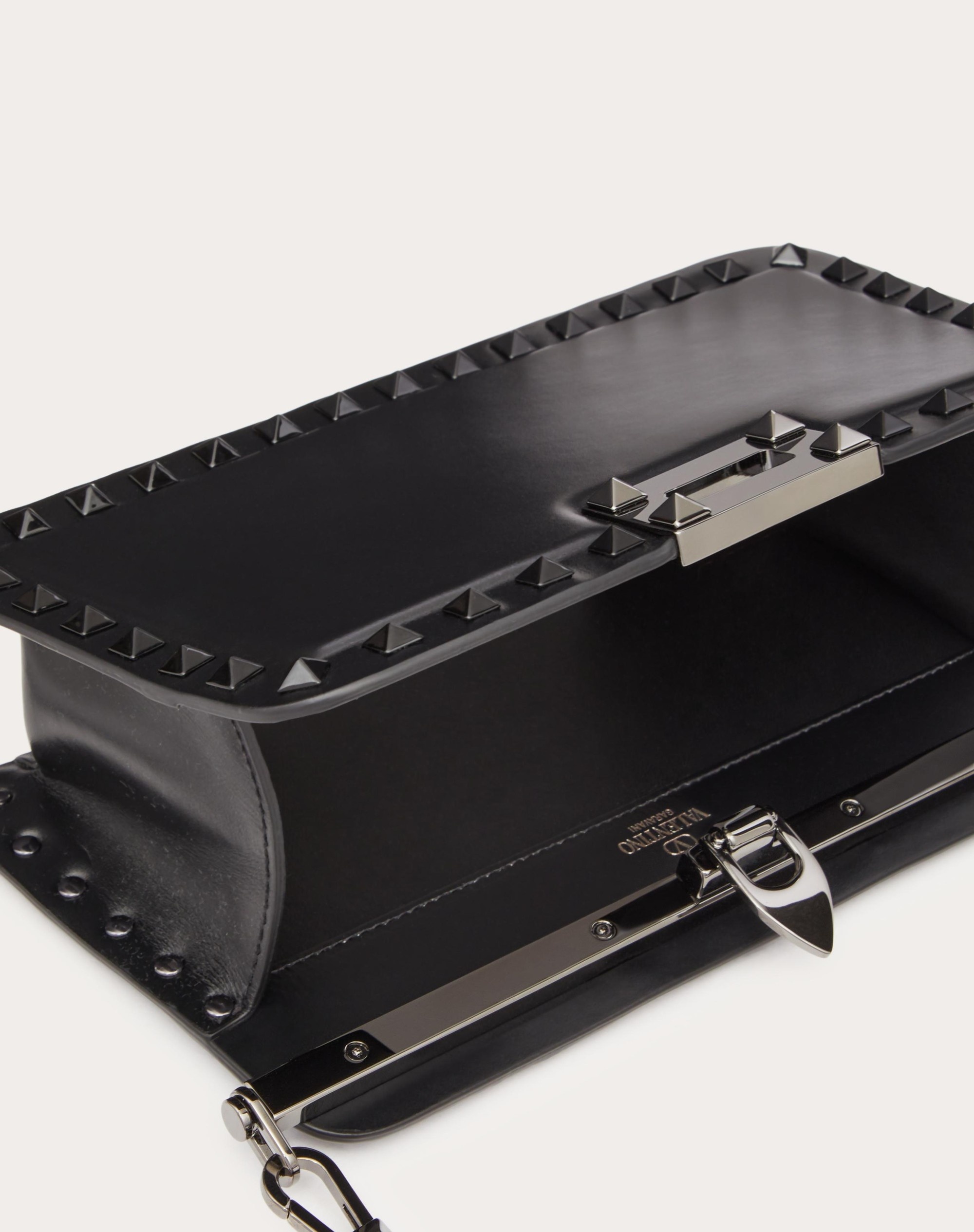 ROCKSTUD CALFSKIN CLUTCH - 7