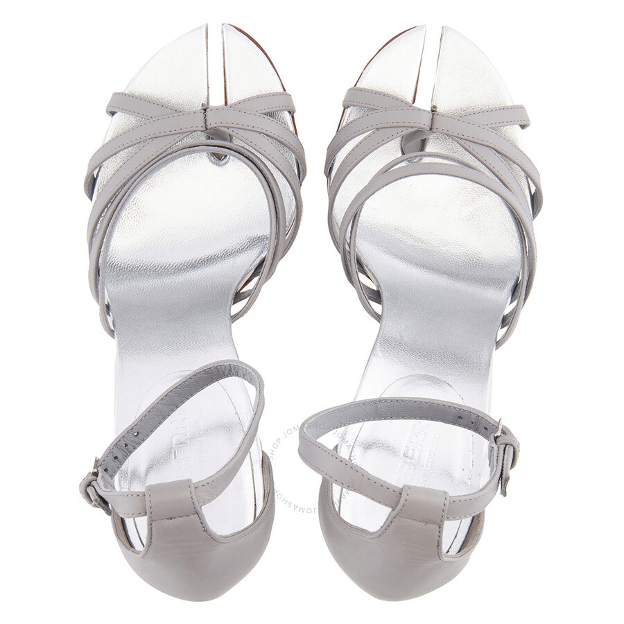 Burberry Cloud Grey Split-toe Detail Leather Hove Thong Sandals - 3