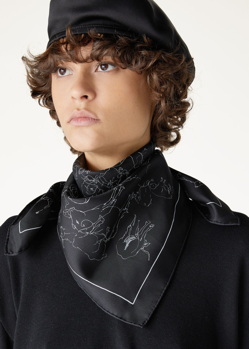 Loro Piana The Art Of Finest Fibers Foulard outlook