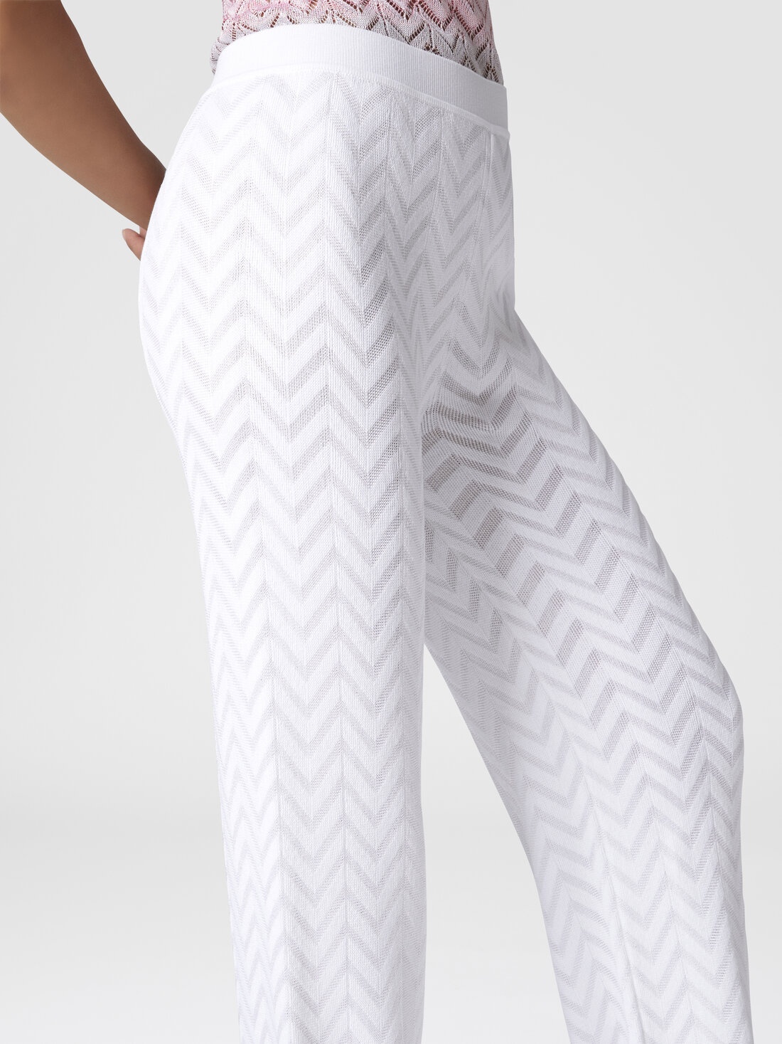 Tonal chevron pattern straight trousers - 4