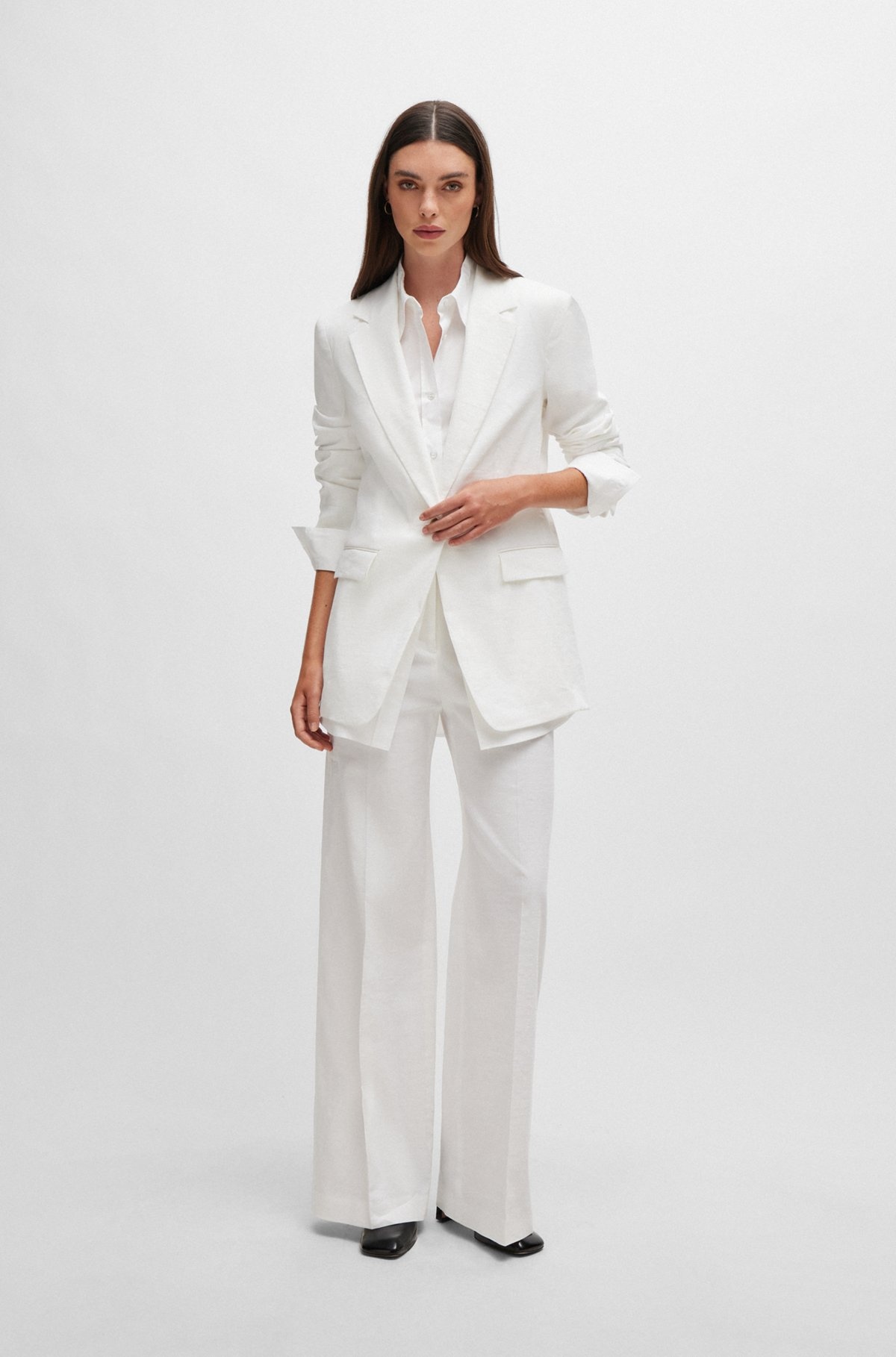 RELAXED-FIT TROUSERS IN A LINEN BLEND - 3