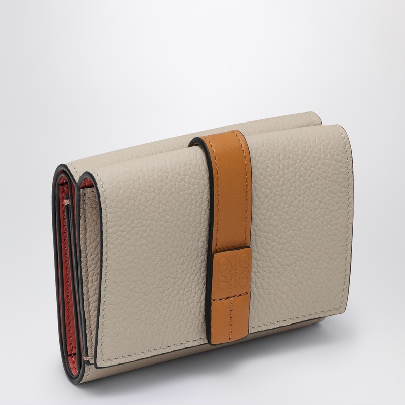 Trifold beige/honey leather wallet - 1