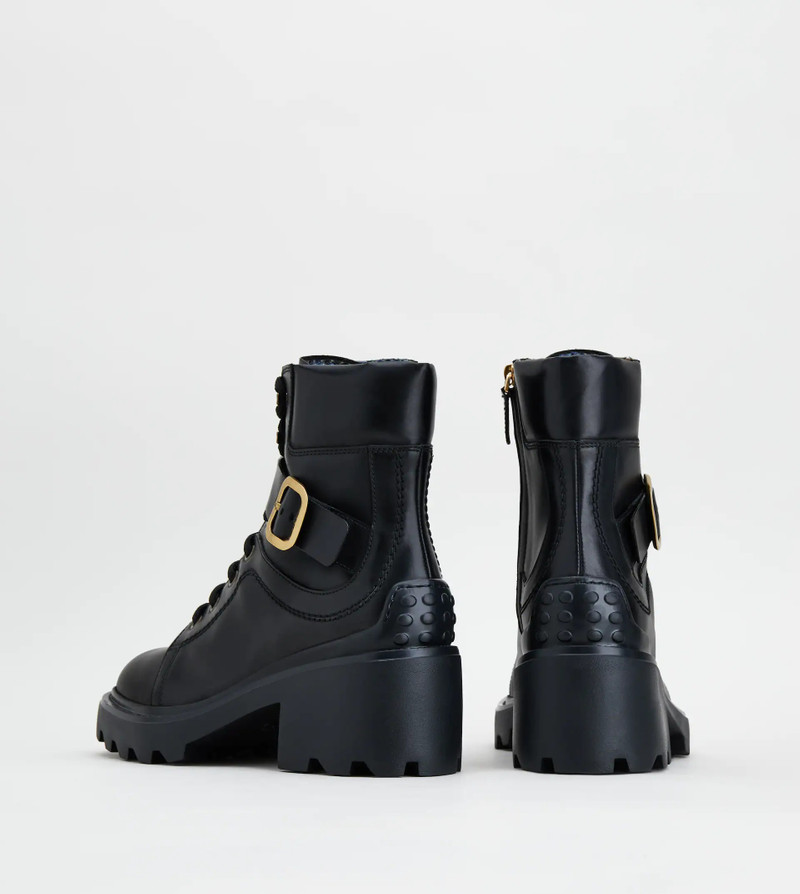 BOOTS IN LEATHER - BLACK 3