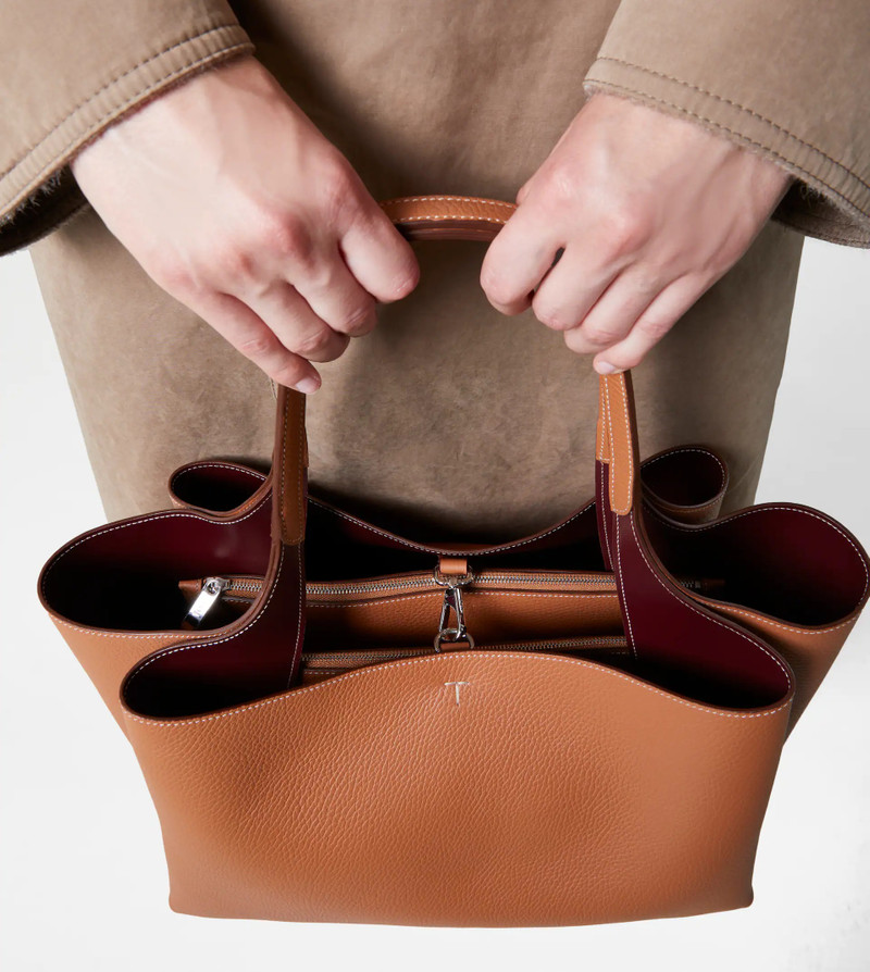 Tod's LEATHER BAG MEDIUM - BROWN outlook
