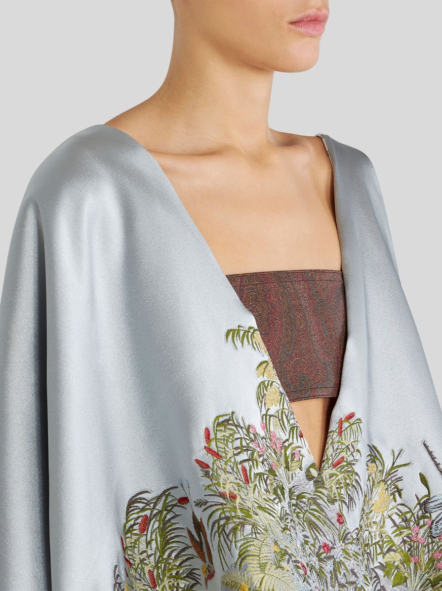 CAPE WITH JACQUARD LANDSCAPE - 3