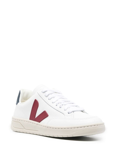 VEJA logo-patch lace-up sneakers outlook