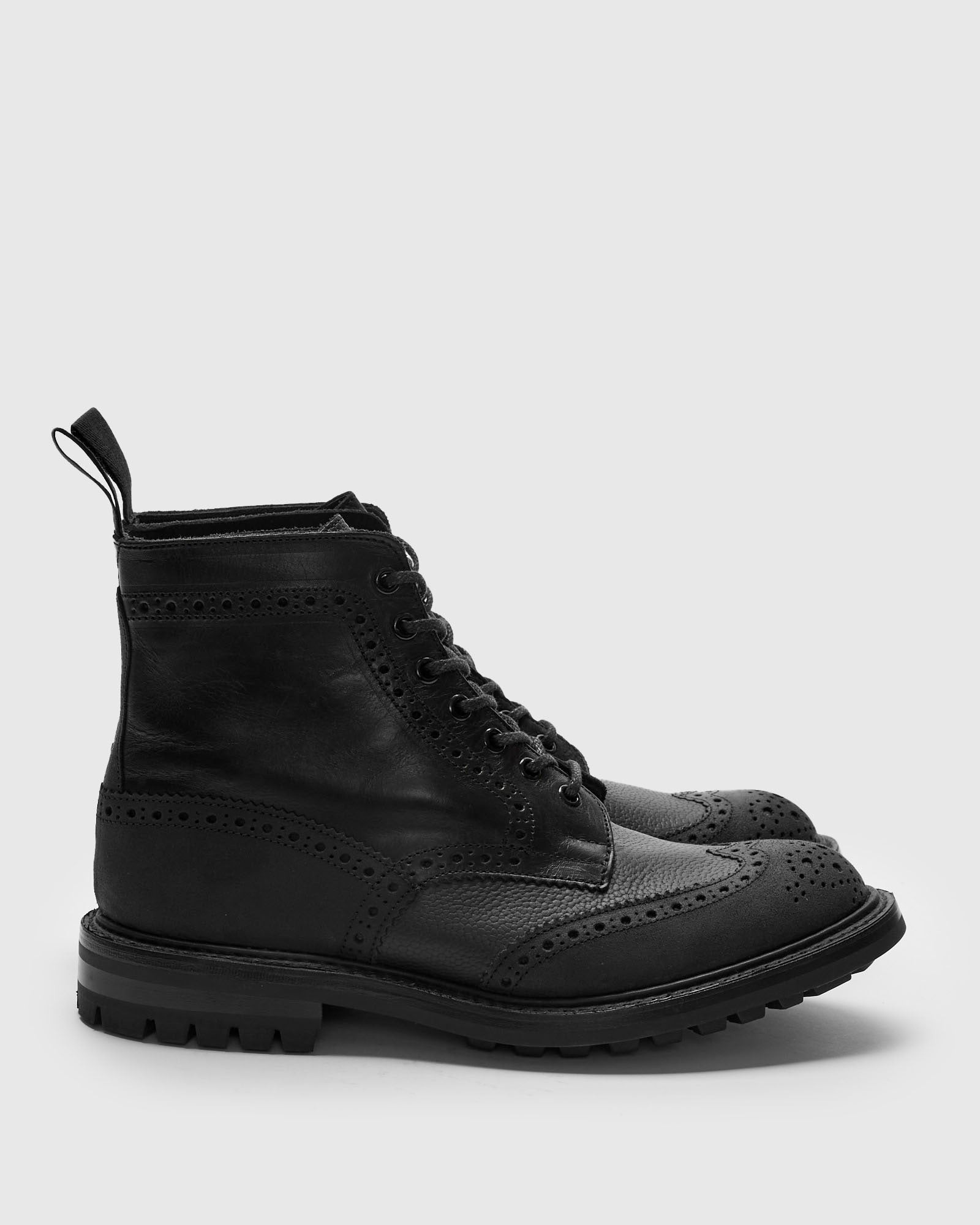 "Overdrive" Stow Boot in Quad Black - 3