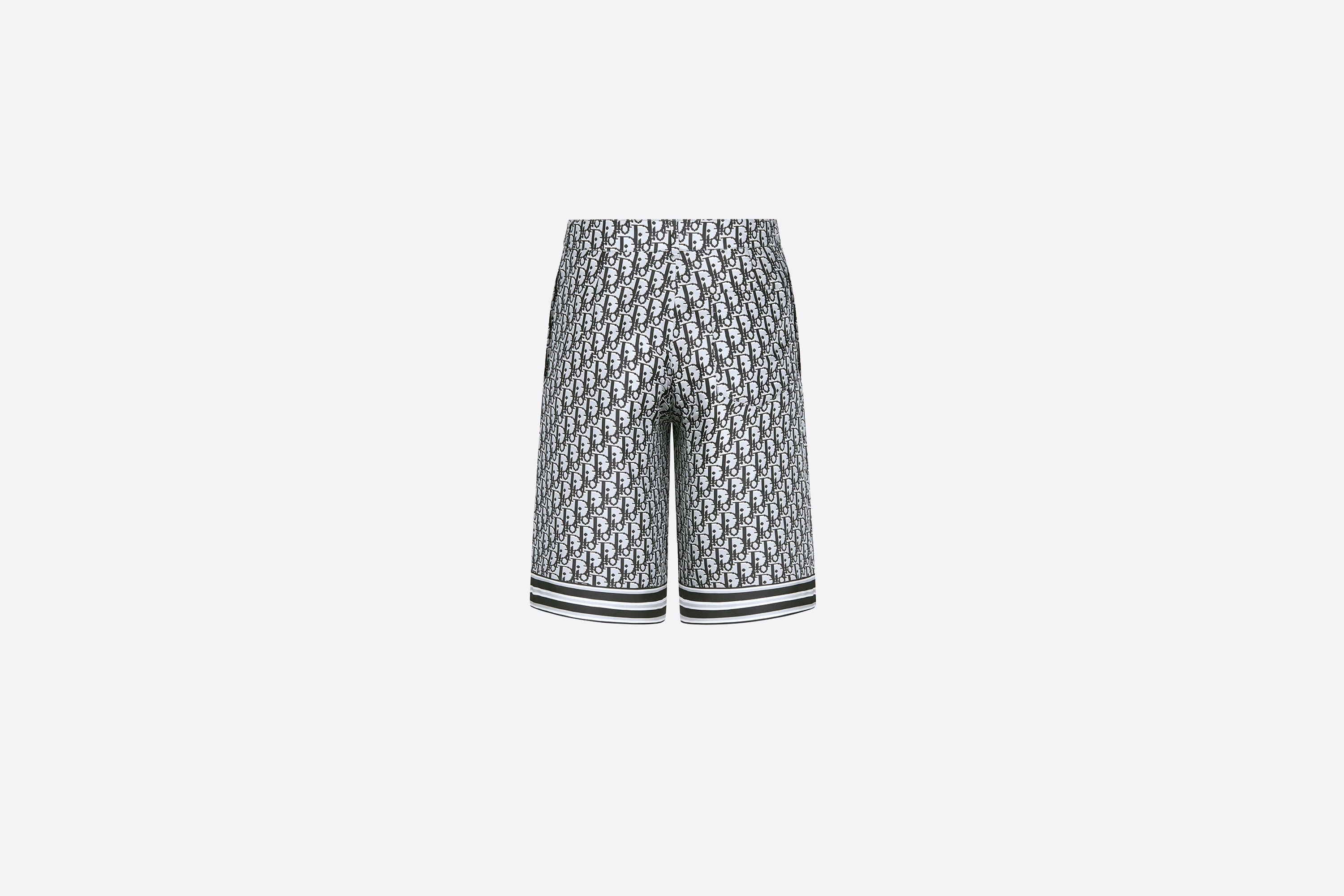 Dior Oblique Pixel Bermuda Shorts - 2