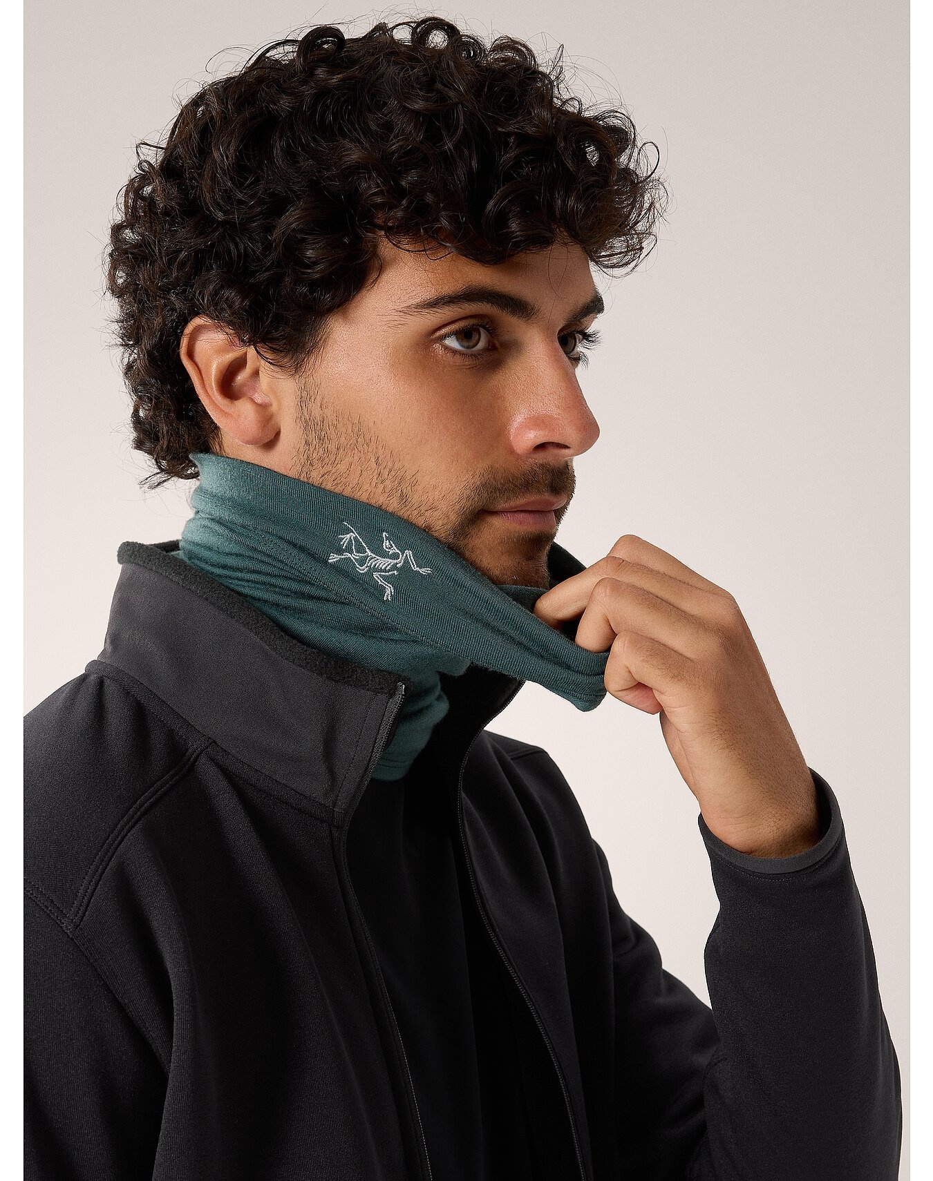 Rho Lightweight Wool Neck Gaiter - 3