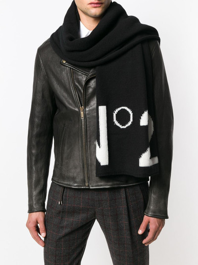 N°21 branded scarf outlook