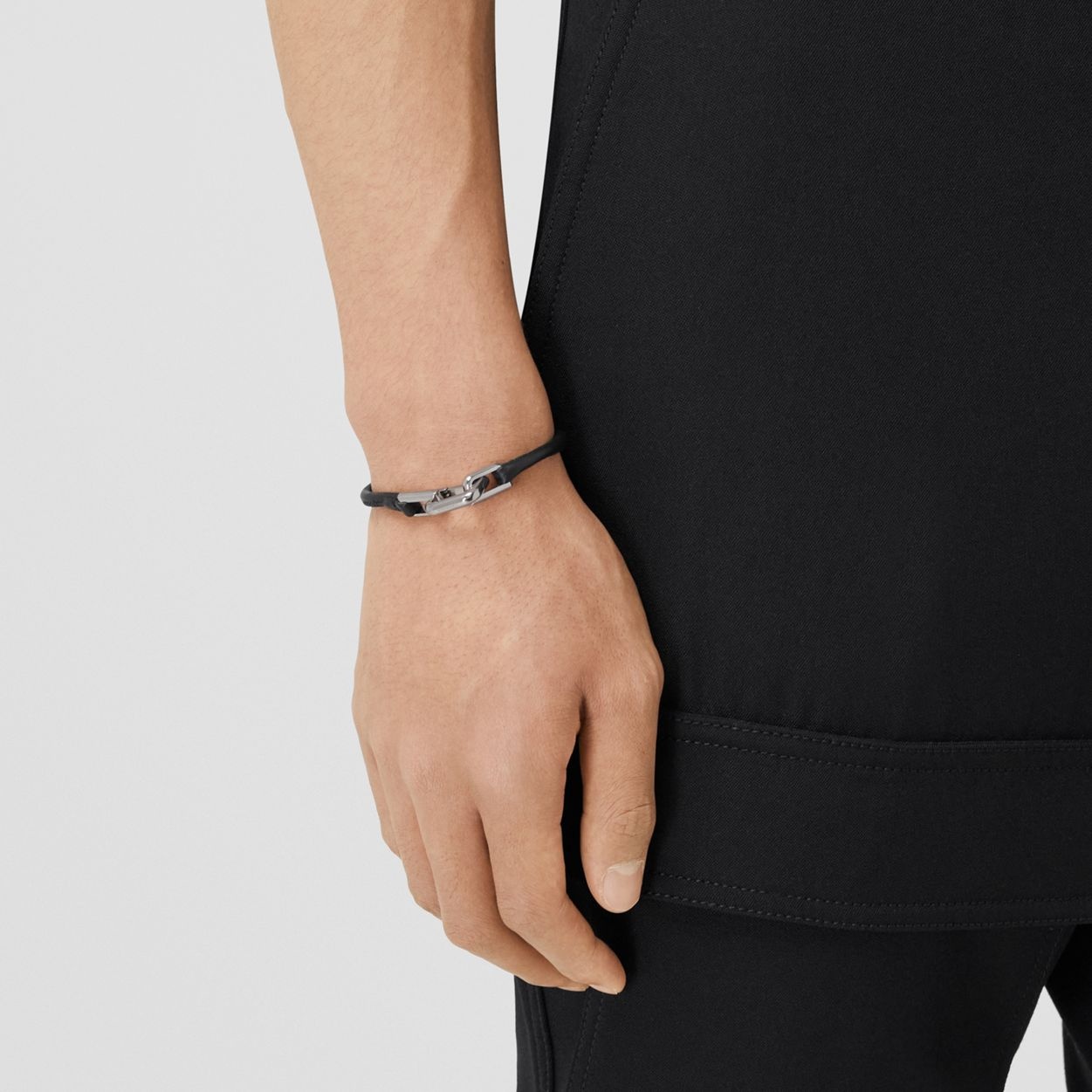Chain-link Clasp Lambskin Bracelet - 3