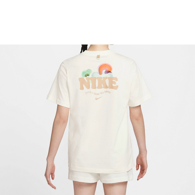 Nike Nike  T HF6180-133 outlook