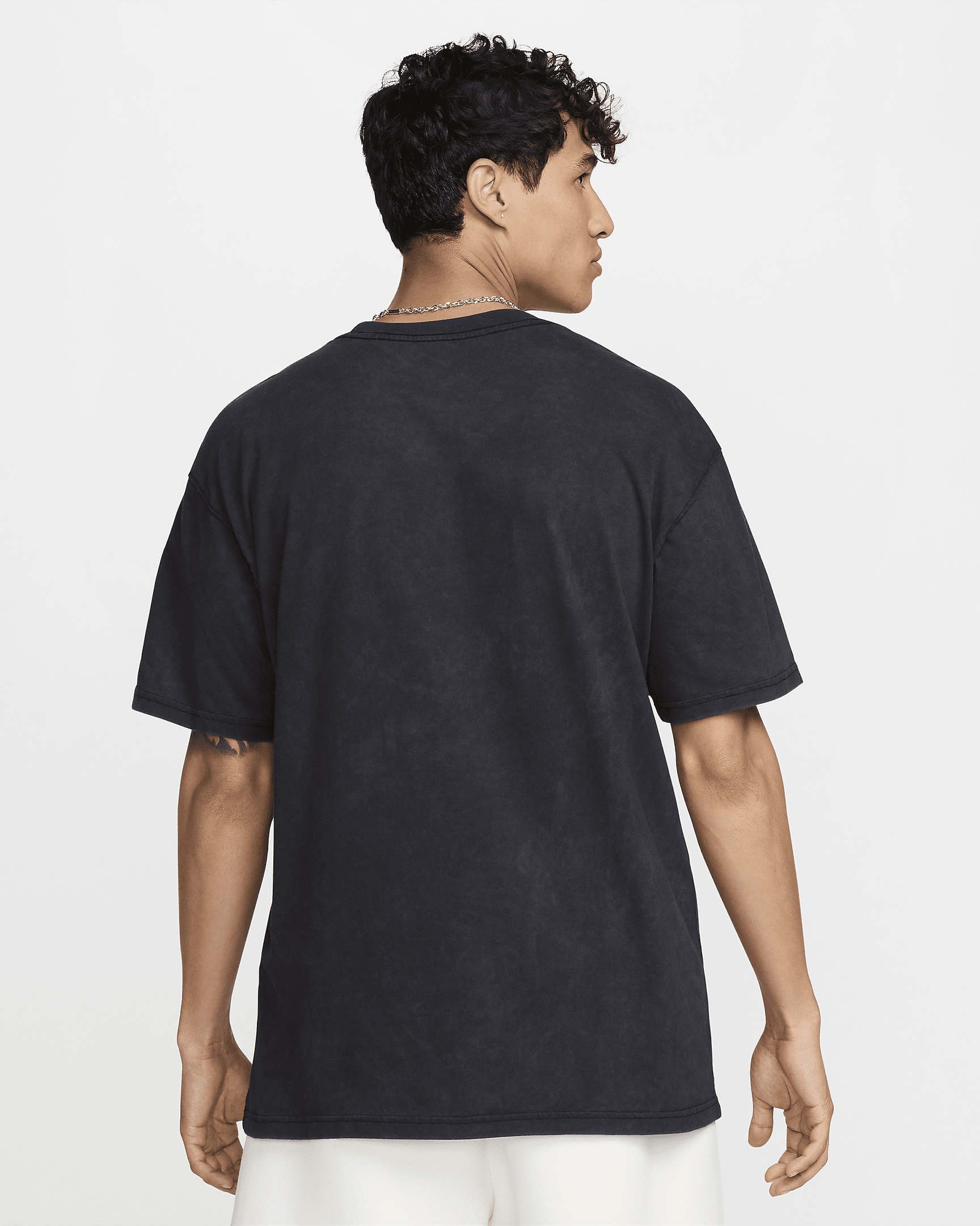 Nike Sportswear Men's T-Shirt - 2