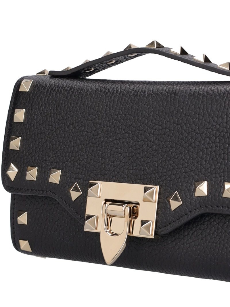 Rockstud grained leather shoulder bag - 3