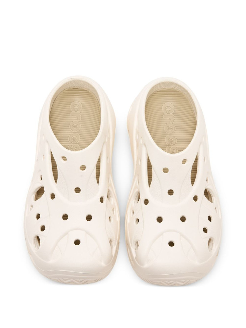 Caged cut-out clogs 3